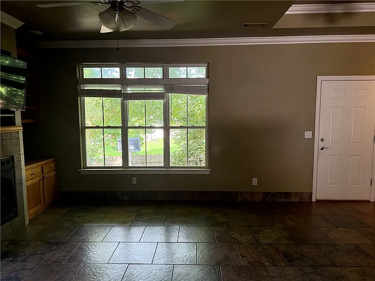 11073 Club House Pkwy — Photo 28