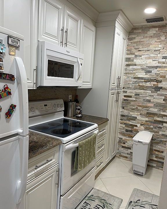 1st image of 3341 Cocoplum Cir