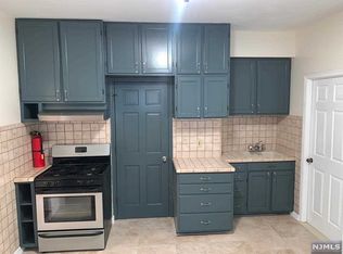 72 E Passaic Ave, Bloomfield, NJ 07003