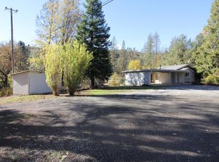 18034 Snowbird Ln, Lakehead, CA 96051