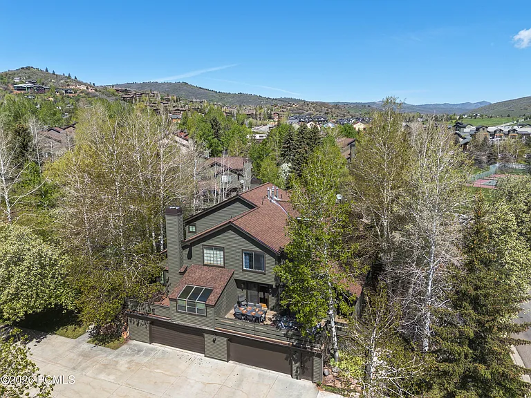 3061 Fawn Dr — Photo 42