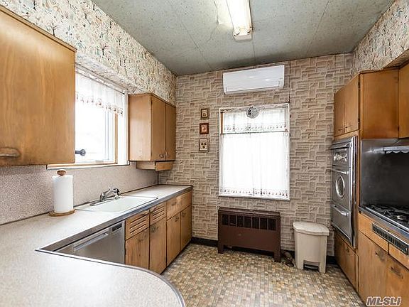 5th image of 80-35 236th St