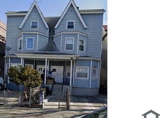 208 Buena Vista Ave, Yonkers, NY 10701