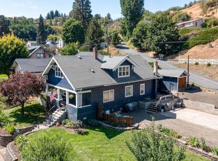 806 S Meadow St, Colfax, WA 99111