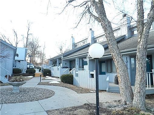 Six units in garden setting