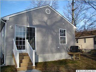 3rd image of 3113 Victor Ave