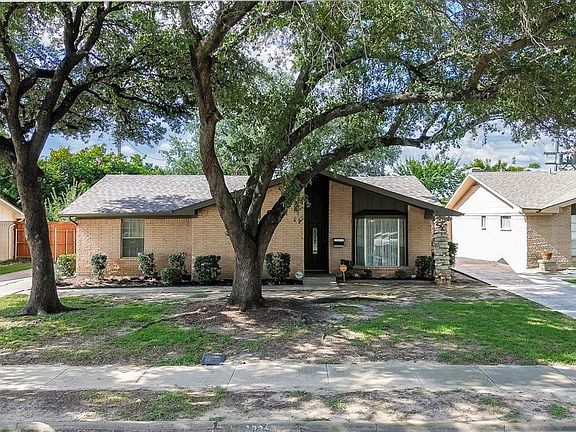 5th image of 1226 Glen Loch Dr