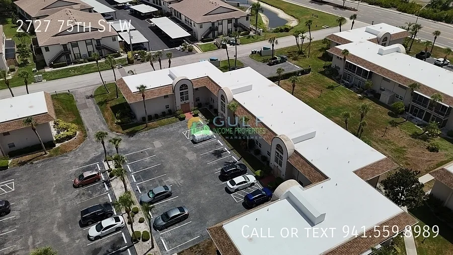 1 bed, 1.5 bath, 745 sqft, $1,350 — Photo 2