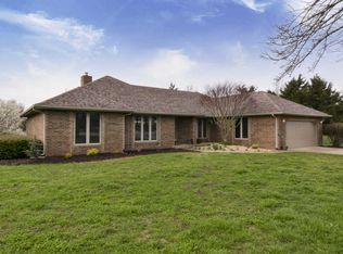 2550 E Cardinal Rd, Ozark, MO 65721