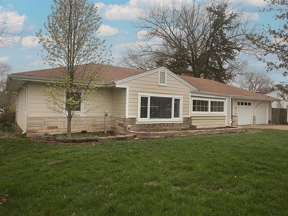 2nd image of 123 Couch Ave