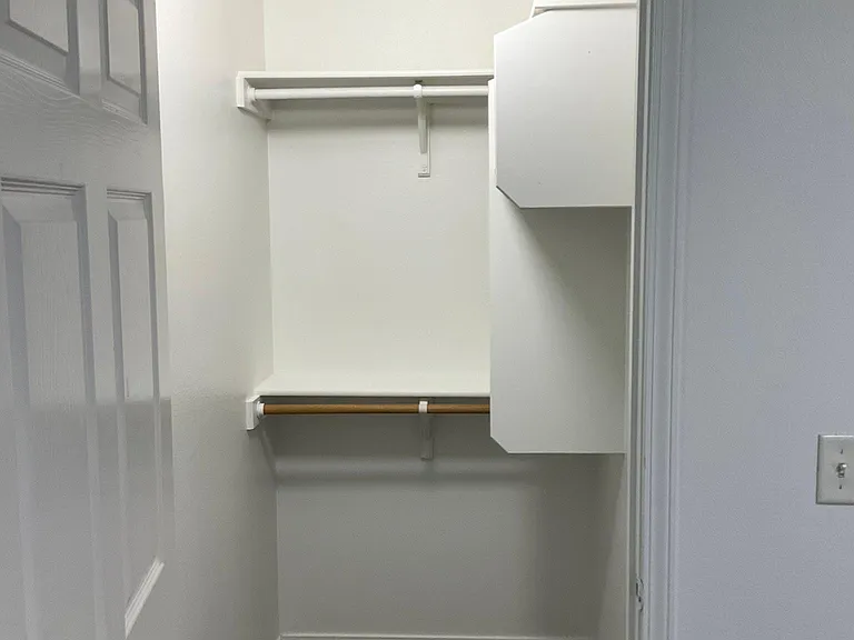 187 N Avenger Ln #201 — Photo 14