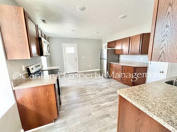4th image of 317-321 N Washington St #317