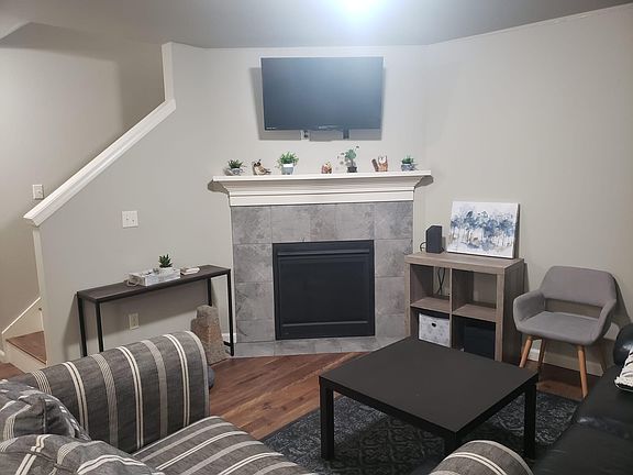 4th image of 280 NE Tronson Cir
