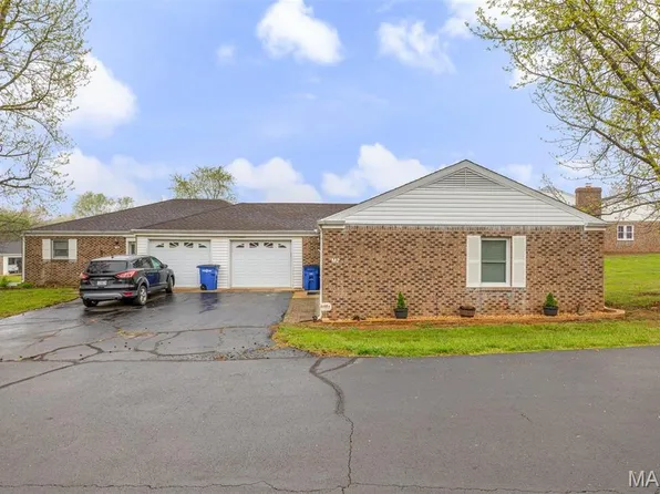 1121 N Desloge Dr, Park Hills, MO 63601