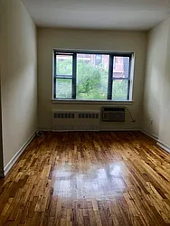 Rented by Urban Real Estate Inc