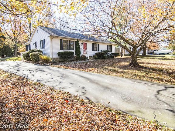 Dual Entry Driveway from Beech & Kimberly