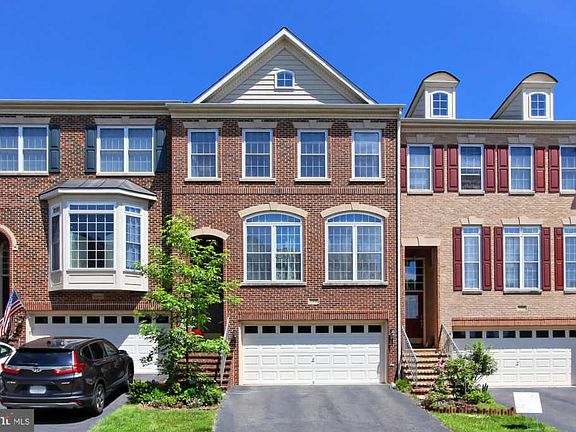 3rd image of 13488 Bungleweed Ln