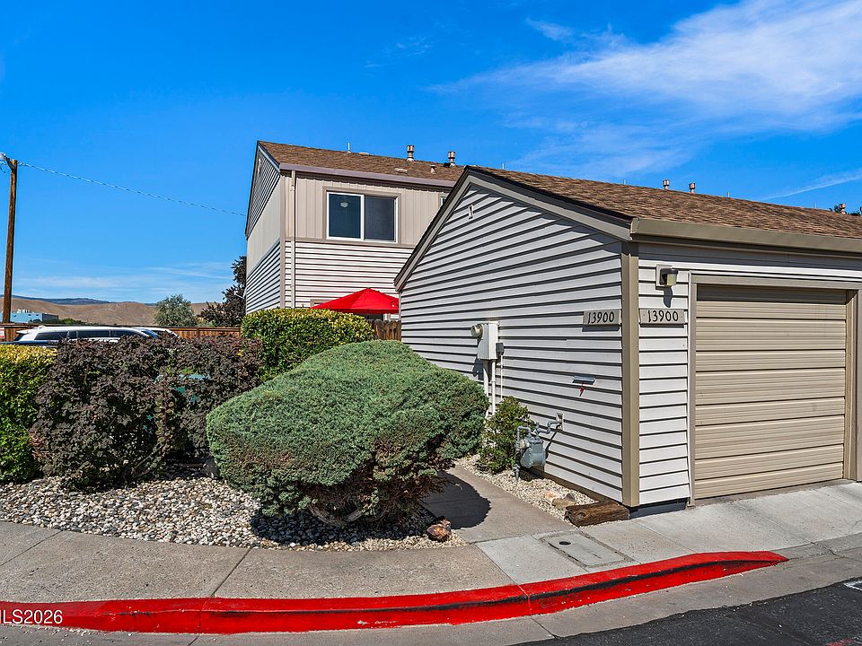 1st image of 13900 Lear Blvd