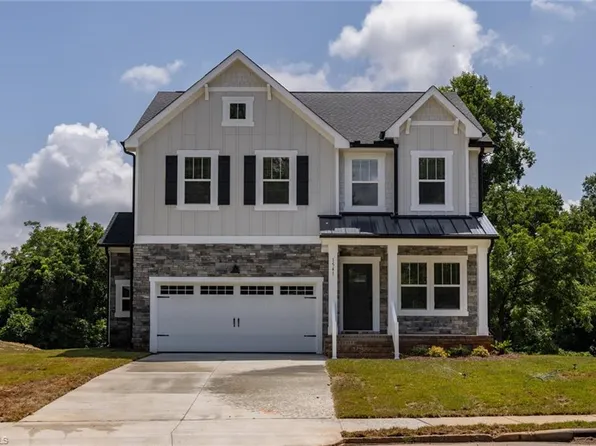 1541 S Broad St #1016, Winston Salem, NC 27127