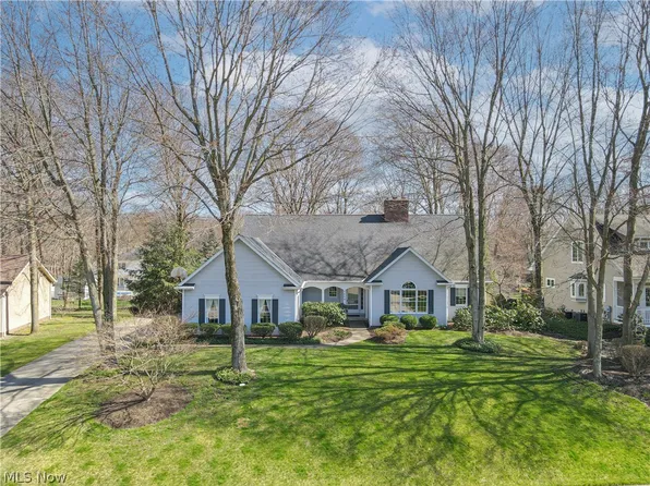 1455 River Trail Dr, Kent, OH 44240