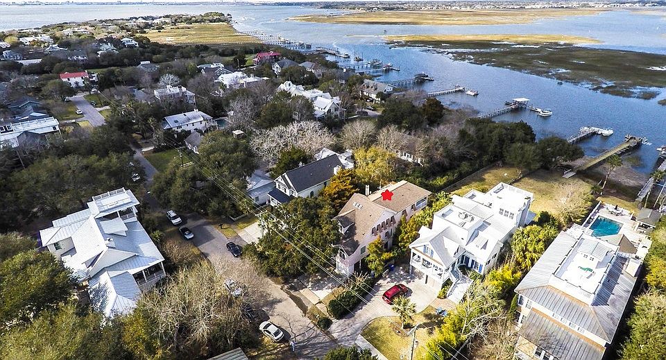 1408 Thompson Ave-Deep Water