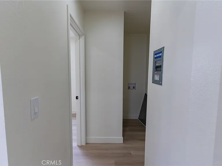 3445 Edgehill Dr #4 — Photo 6