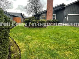 2648 Chad Dr, Eugene, OR 97408