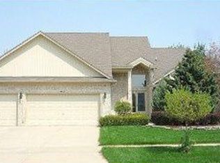 49306 Carles Dr, Macomb, MI 48044