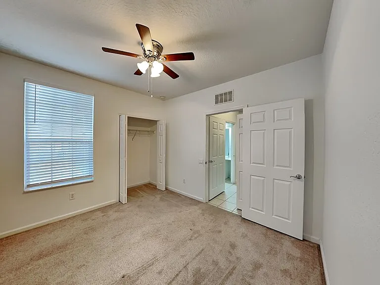 5049 Maxon Ter — Photo 12