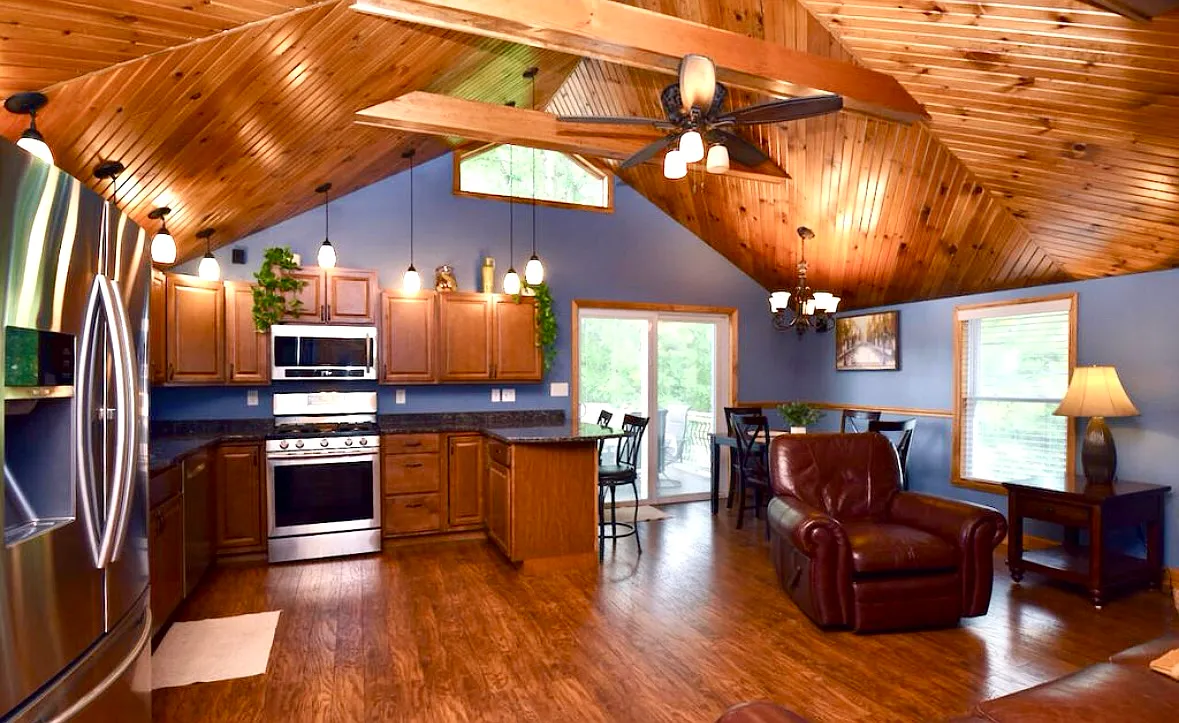 2 bed, 1.5 bath, 1000 sqft, $2,250 — Photo 1