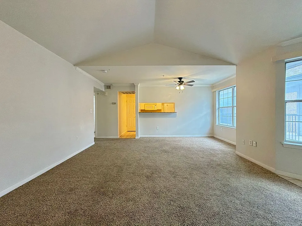 501 W 26th St #308