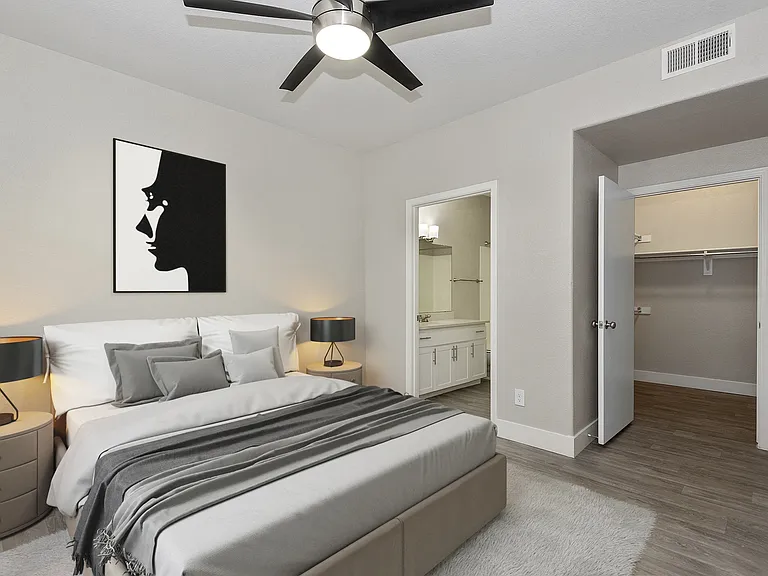 The Retreat Apartments — Photo 10