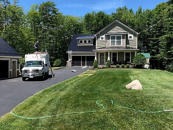 6700 Heltz Rd — exterior photo
