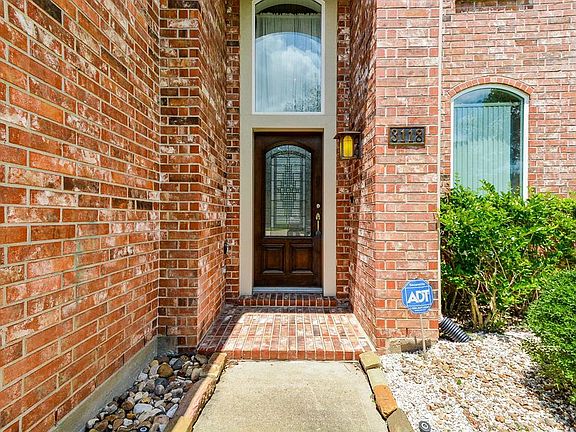 3rd image of 3118 Tecumseh Ct