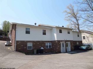 1513 Bergamont St, Morgantown, WV 26505