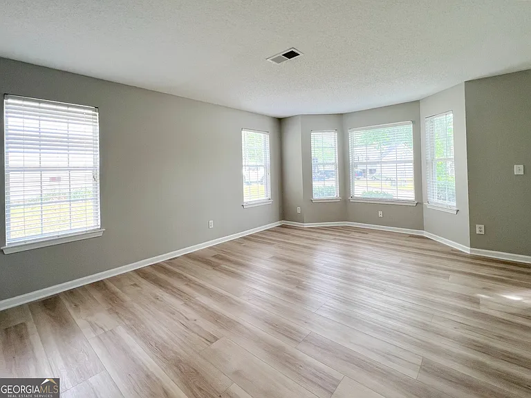 5983 Hitt Lake Trl — Photo 6