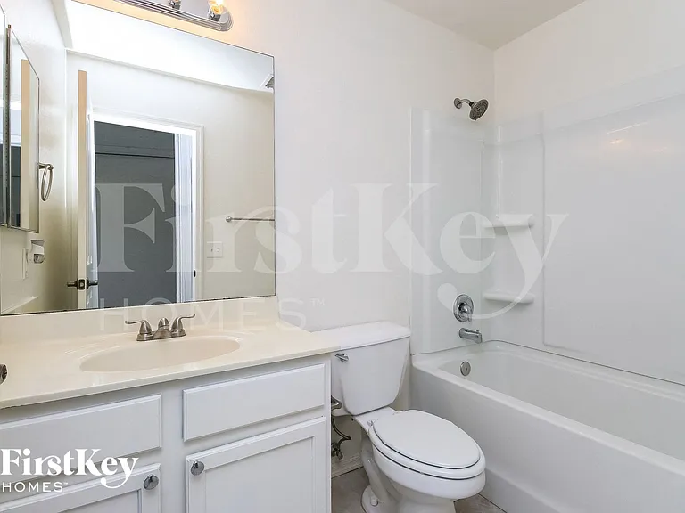 2290 E Nunneley Ct — Photo 13