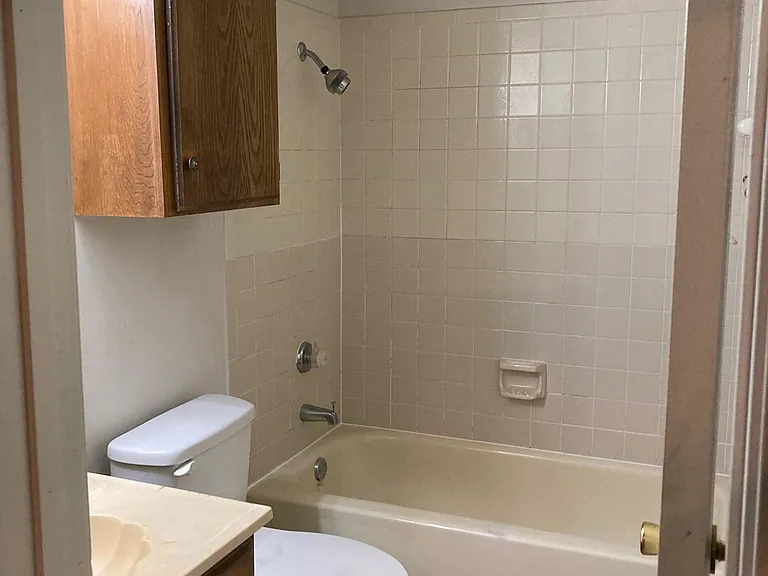 1308 Southridge Ct — Photo 9