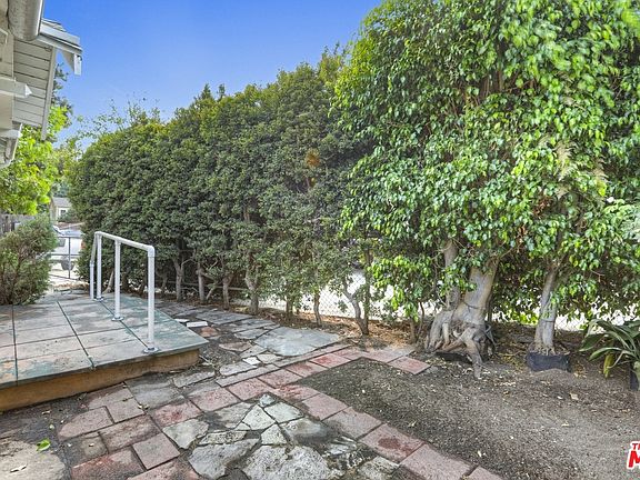 5th image of 1836 Lobdell Pl
