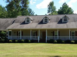 5217 Judge Brown Rd, Valley, AL 36854