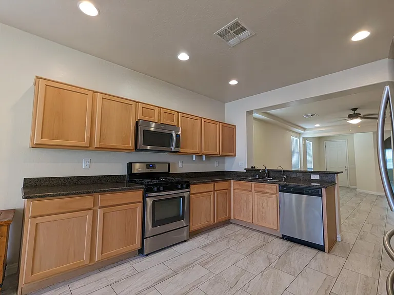 372 Windmill Croft Dr — Photo 15