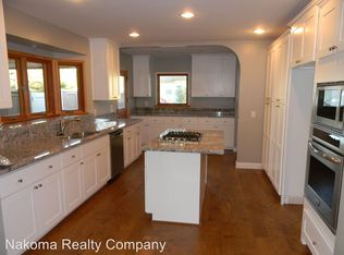 1235 E Madison Ave, Orange, CA 92867