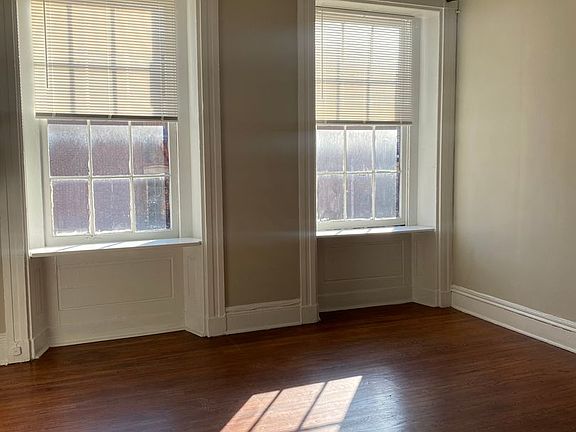 5th image of 24 E Madison St APT D