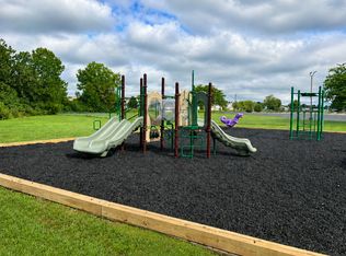 Arbor at Water's Edge, Columbus, IN 47201