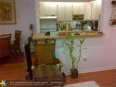 4th image of 9981 N Belfort Cir #205