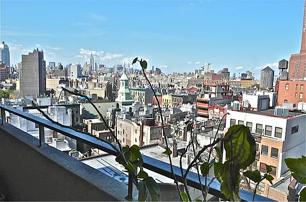 Sold by Cicada International LLC | media 28