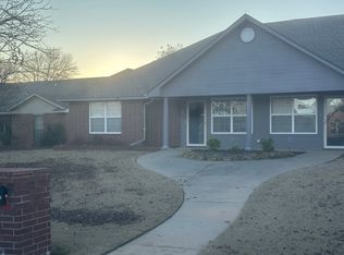 1213 Jeannie Ln, Muskogee, OK 74403