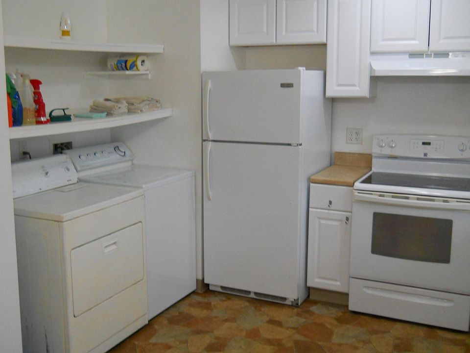 300 Darbyhurst Rd, Columbus, OH 43228 Zillow