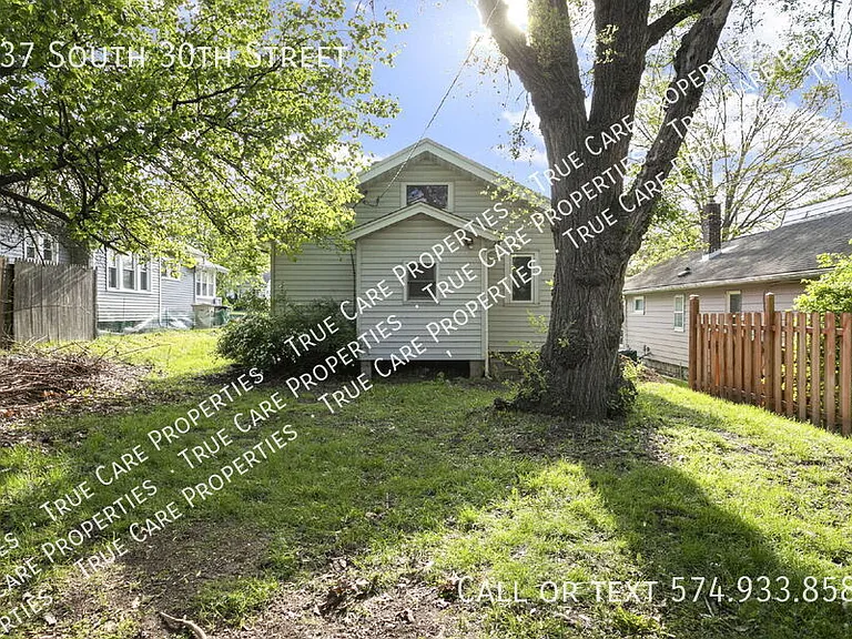 737 S 30th St — Photo 15