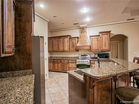 5th image of 3028 Boyce Cir N